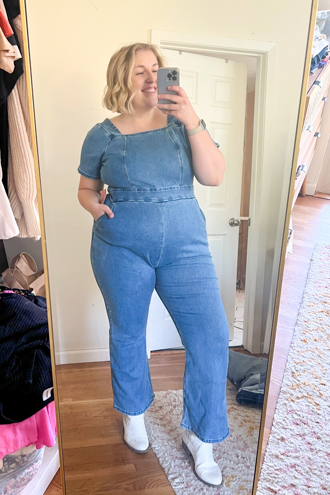 Wearing a 1X in this fabulous jumpsuit from Ivy City! How fun is this for fall?! 

#LTKstyletip #LTKmidsize #LTKplussize