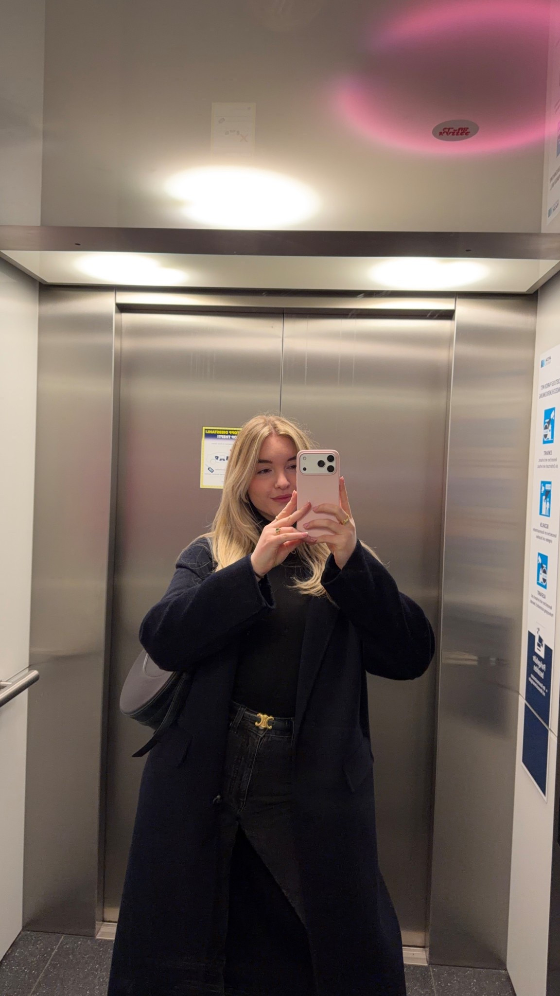 Effortless style and I finally found a navy blue coat 😍

#LTKdeutschland #LTKstyletip #LTKeurope