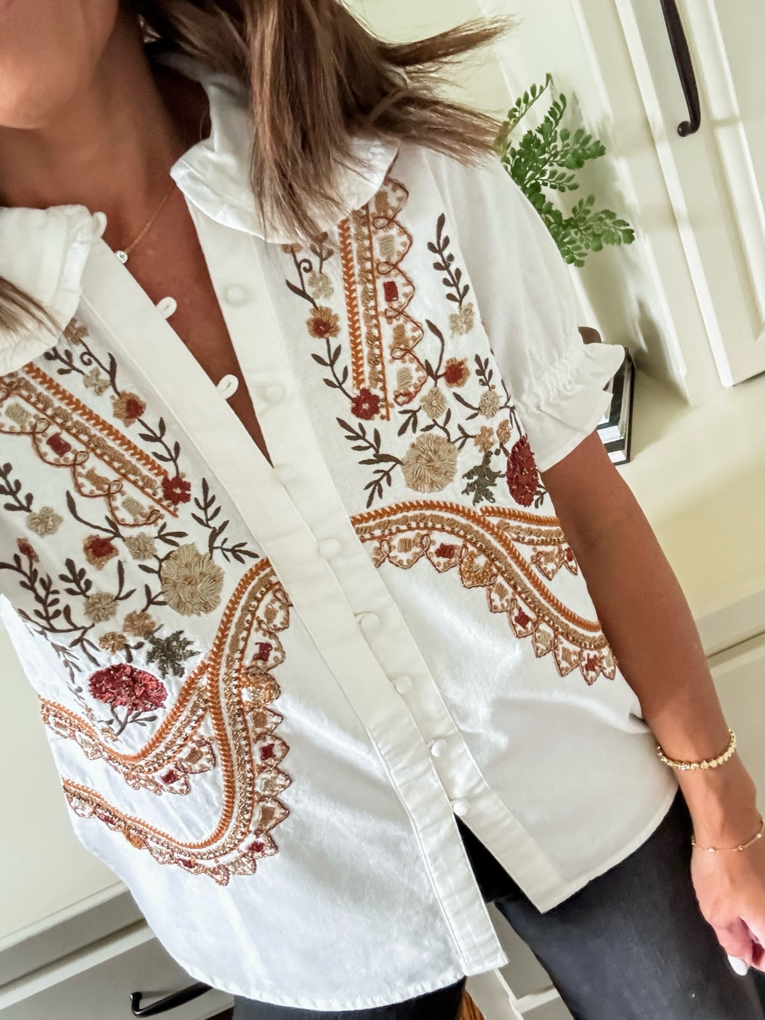 Embroidered Keira blouse. Anthropologie. Fall top. 
Size S. Jeans down 1 size, 24.

#LTKootd #LTKSeasonal #LTKOver40