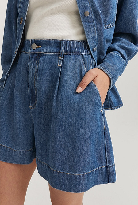 Tuck Detail Short | Country Road