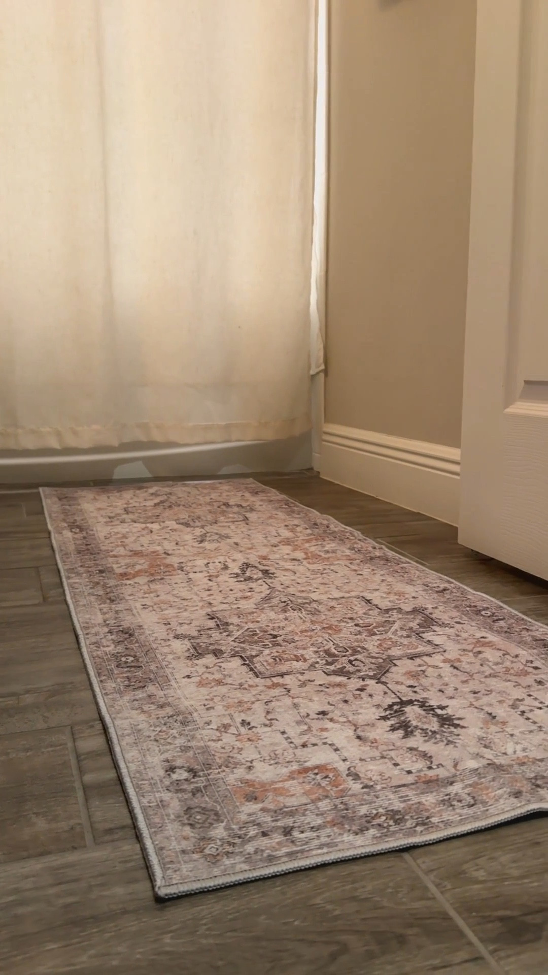 Because even bath mats should be both pretty and practical 🤍 machine washable, plush, and perfect for an elevated everyday bathroom look 🛁✨ #LTKhome #bathroomrefresh #amazonfinds

#LTKFindsUnder50 #LTKSaleAlert #LTKHome