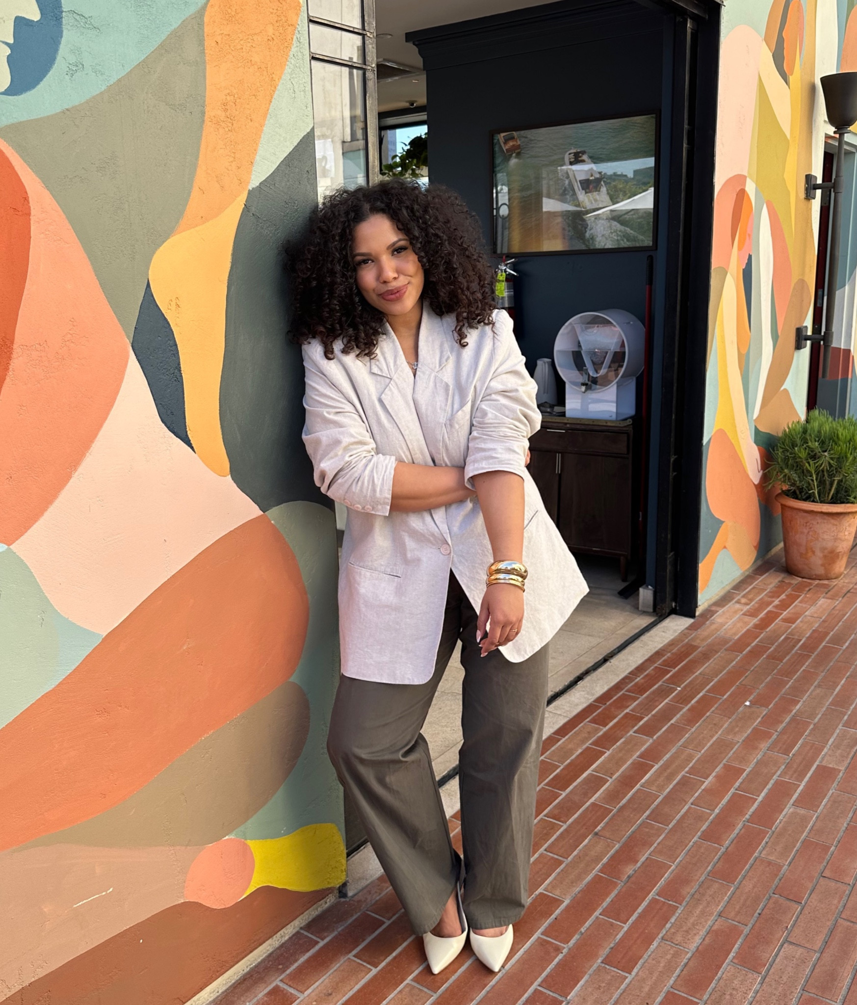 Easy spring outfit 

#LTKmidsize #LTKSeasonal #LTKstyletip