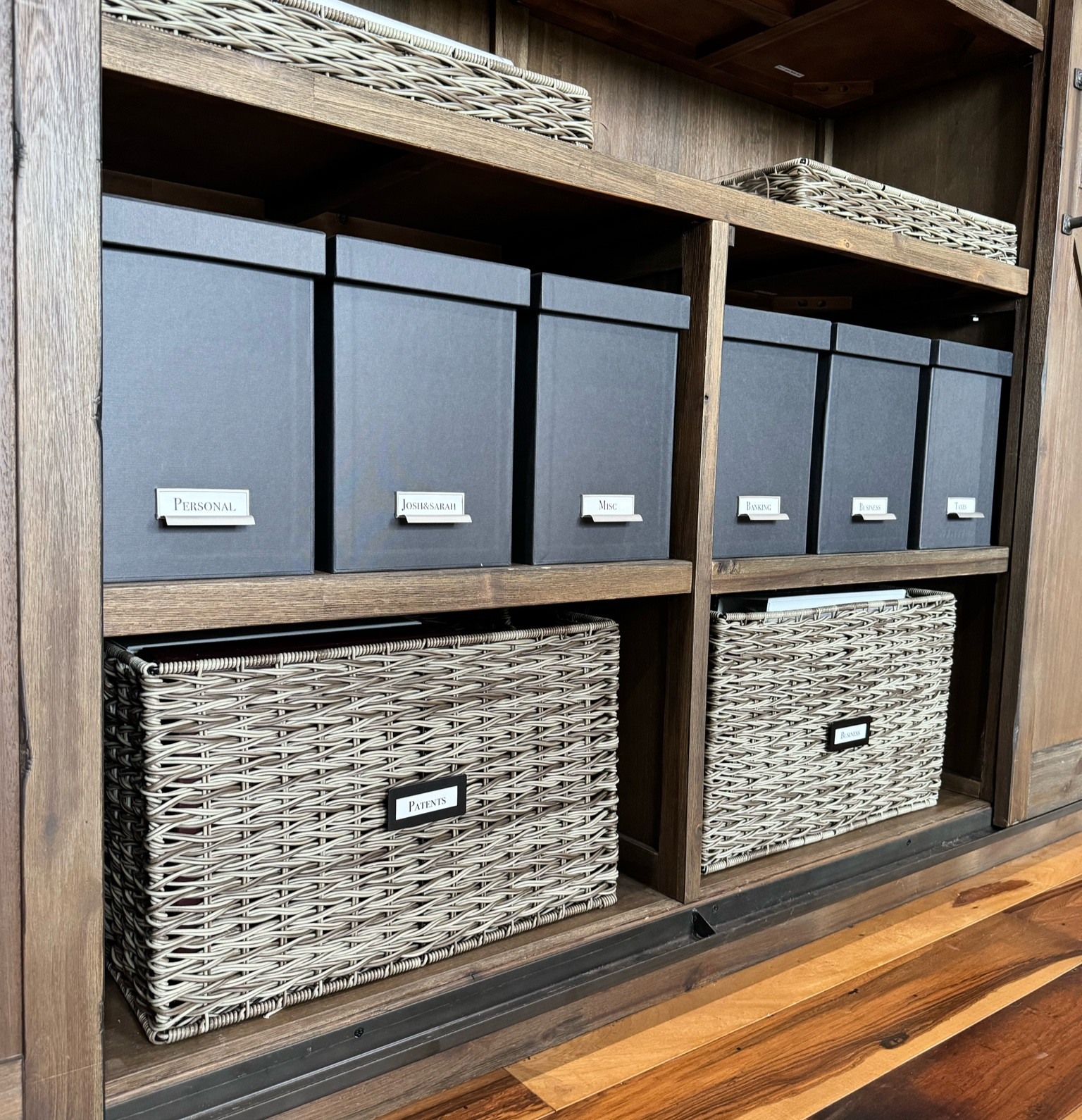 An organized system for all your important documents is the best feeling 👏🏼  