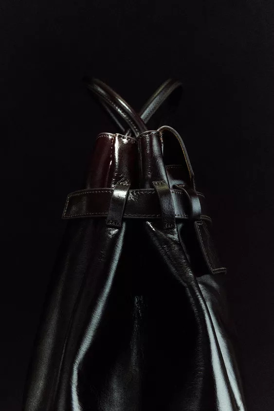 LEATHER HANDBAG | Zara US