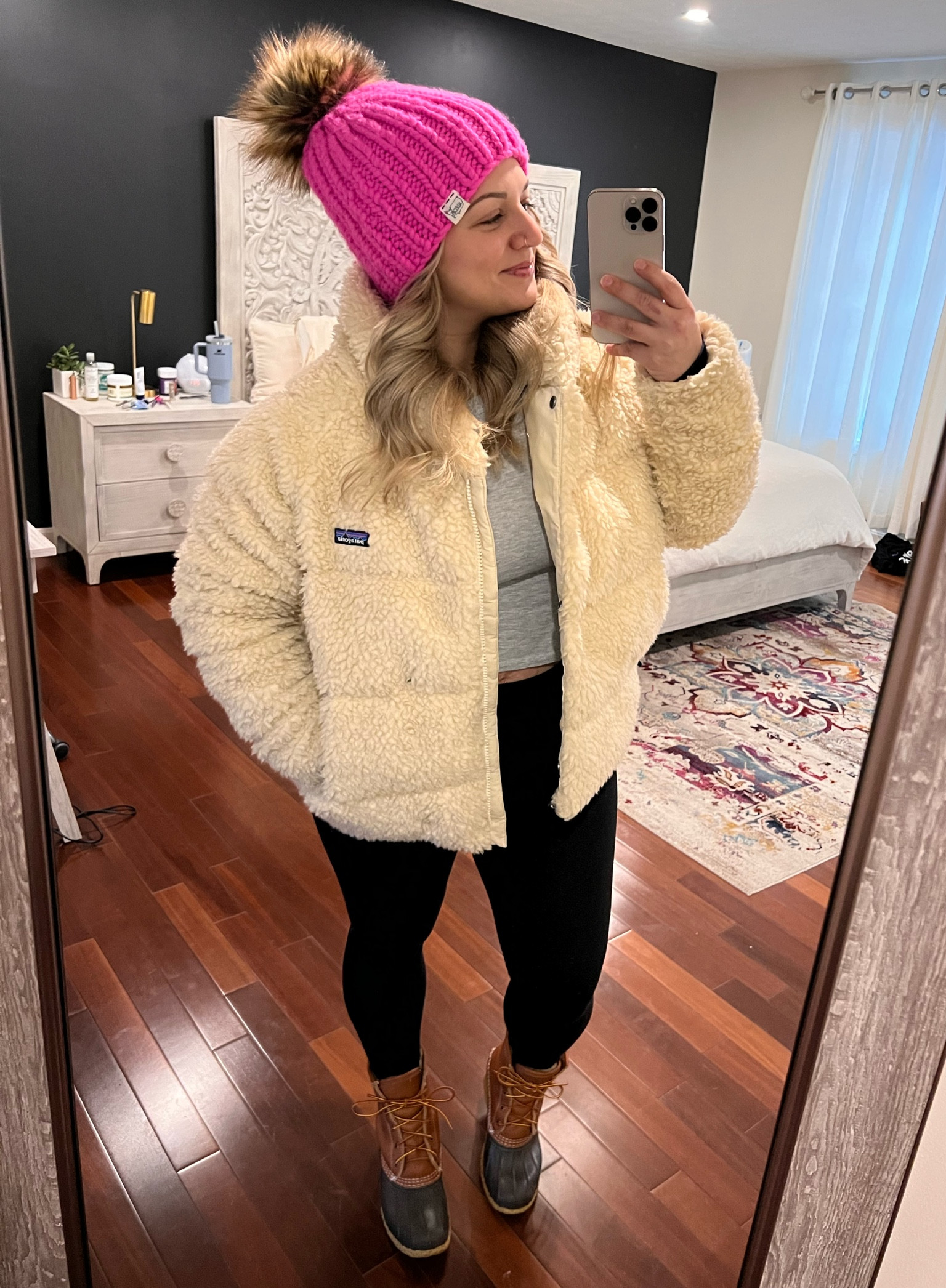 Todays look for errands in the snow! ❄️ 

#letsgetdressed #bohostyle #midsizebohofashion #midsize #midsizestyle #midsizefashion #curvyfit 
#liketkit @shop.LTK

#LTKSeasonal #LTKfit