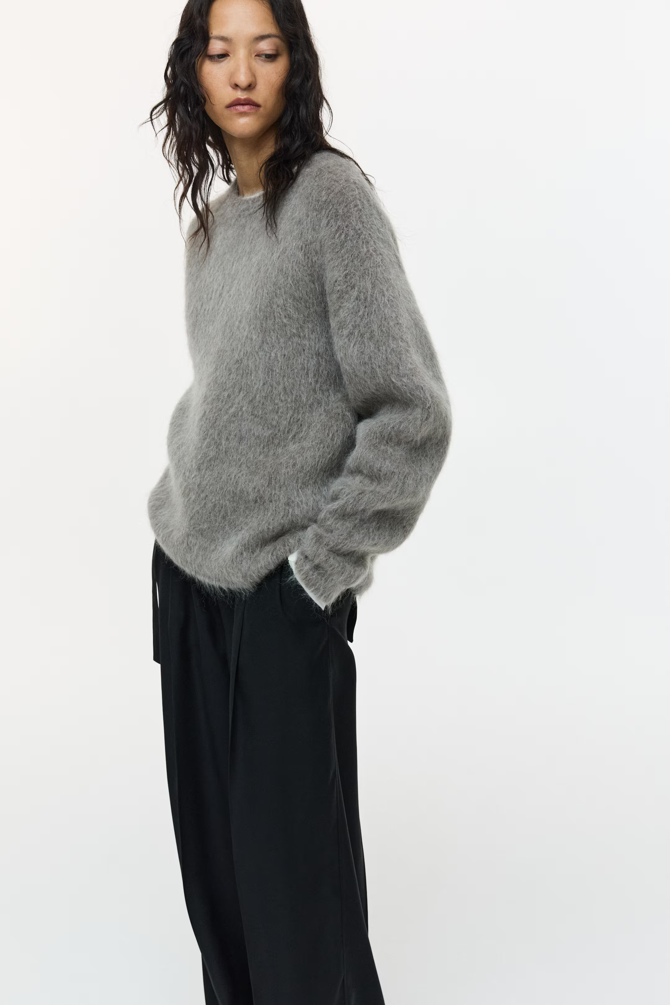 Weite Hose mit Gürtel | H&M (DE, AT, CH, NL, FI)