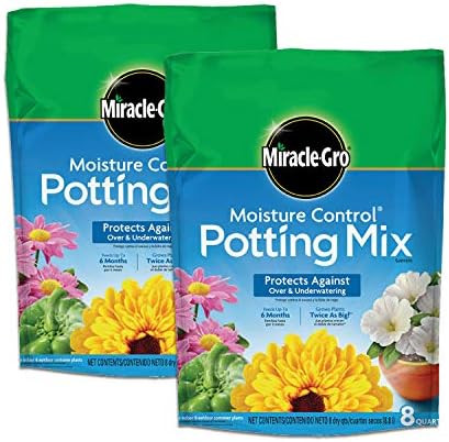 Miracle-Gro Moisture Control Potting Mix 8 qt., Protects Against Over and Under Watering Container P | Amazon (US)