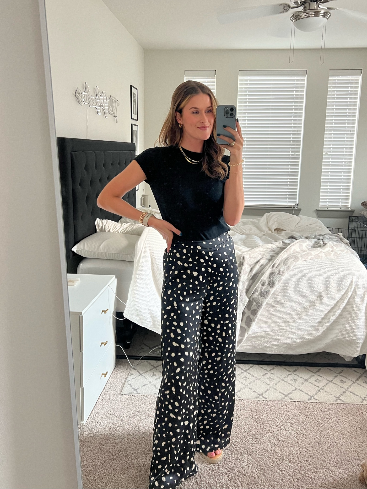 Teacher outfit

Autumn teacher outfit, fall outfit, work outfit 

#LTKfindsunder50 #LTKfindsunder100 #LTKworkwear