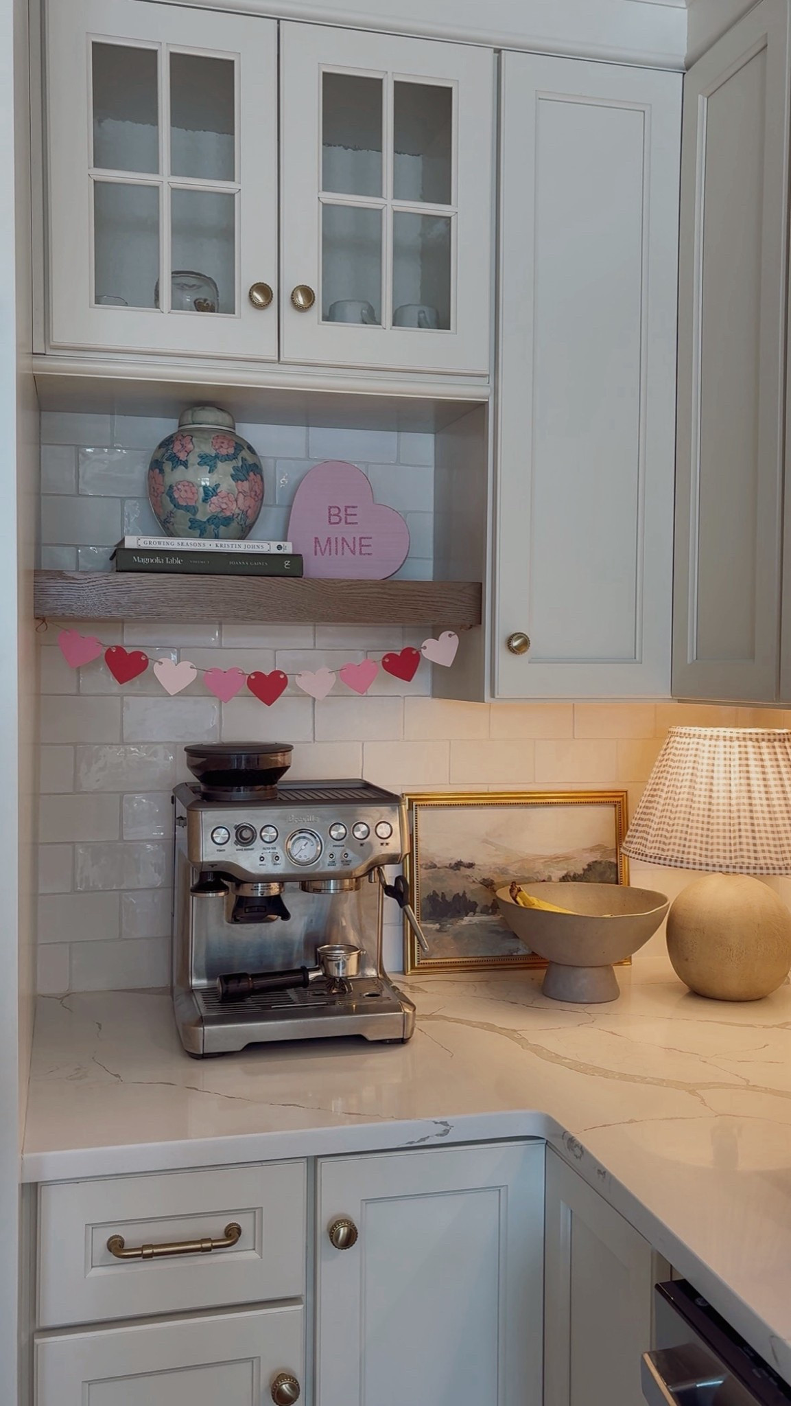 Decorating for Valentines Day today 💘 

#LTKHome #LTKdayinmylife #LTKValentine