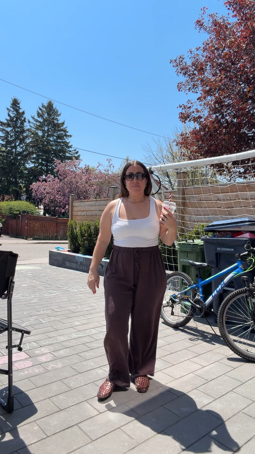 bring on linen pants + a fitted tank top all summer long 😭✨

my favorite outfit formula when i want to feel effortless but still look put together.

i will layer with a linen button down or 80’s denim comfy shirt. 

size L in lodge linen pants (older) size m in homestretch tank

#LTKcanada #LTKmidsize #LTKpetite