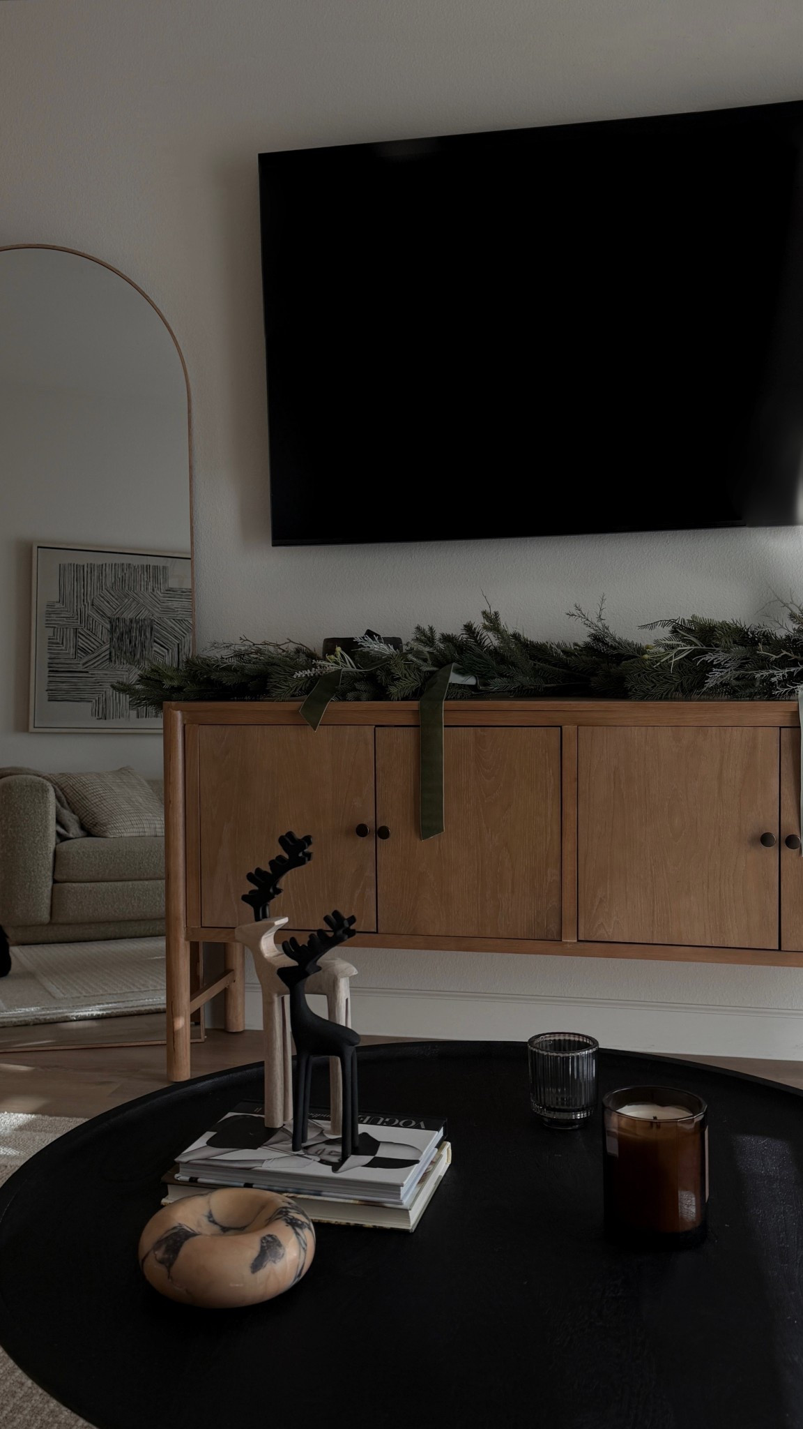 HOME LINKS!
Neutral Christmas 🥰