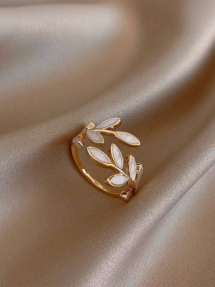 Leaf Decor Cuff Ring | SHEIN