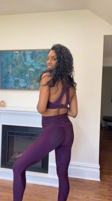 
Meet @Fankaofficial! A functional fitness brand to love. #adWhy I love them?
Reversible legging that don't ride up or down 
Leggings and bras come in various styles and colors
Compression fabric that holds you in all the right places without being uncomfortable. A great option for postpartum mamas looking for gentle
30-day free trial
Use my code: TWS12 (Get 12% off on any order, code can also be stacked with site offer!)
#FankaLeggings
#FankaLeggingsReview
#Fanka
#MoveWithFanka
#LIFTnCURVE
#cardio
#GymTok

#LTKActive #LTKfindsunder100 #LTKfitness