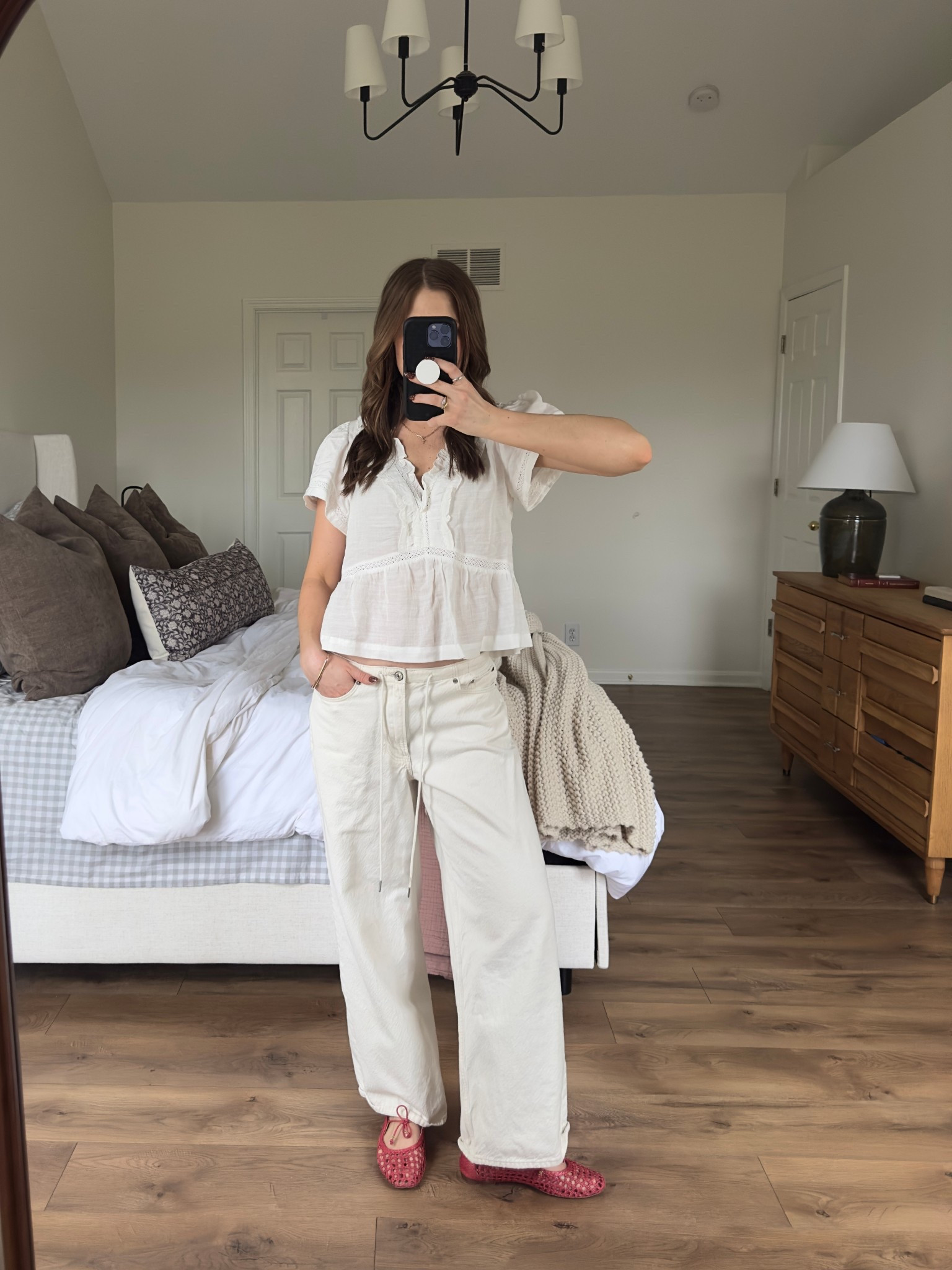 monochromatic outfit + red ballet flats 🍓♥️

#LTKootd #LTKdayinmylife #LTKgrwm