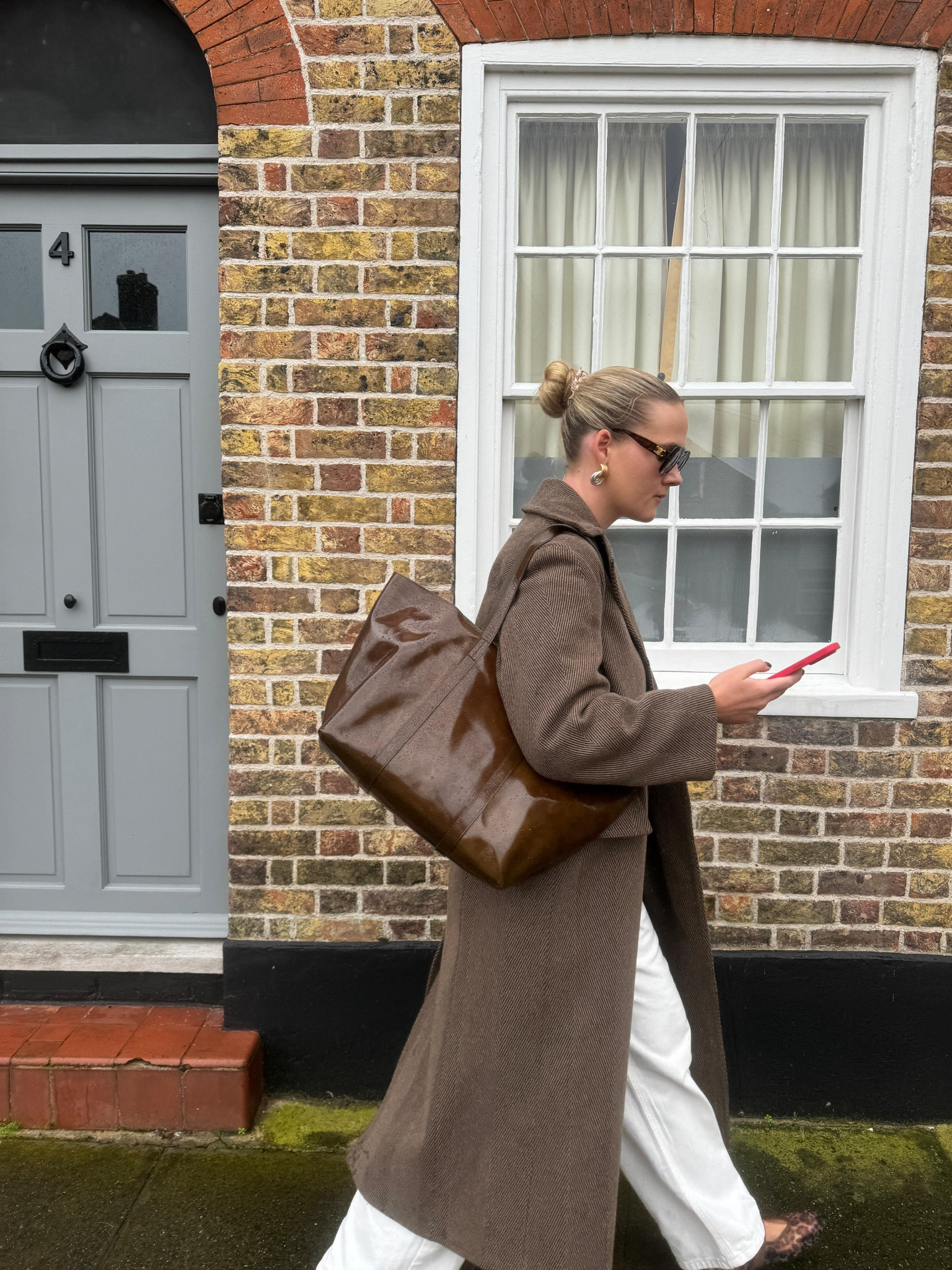 Brown coat / brown jacket / brown bag / tote bag / winter jacket / AW style 

#LTKuk #LTKeurope #LTKautumn