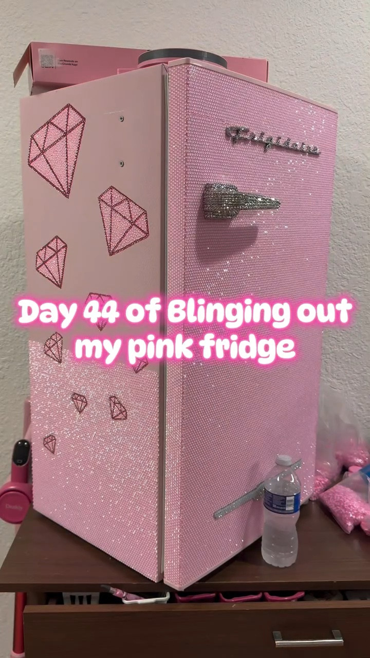 Day 44 of blinging out my pink fridge The glue we are reviewing today is @aleenesdiy fabric fusion. Now remember the glue I’m using for fridge entirely has only been LiquidFUSION also by Aleene’s 

@frigidaire 

#reelsinstagram #reels #pinkaesthetics #pink #diy
