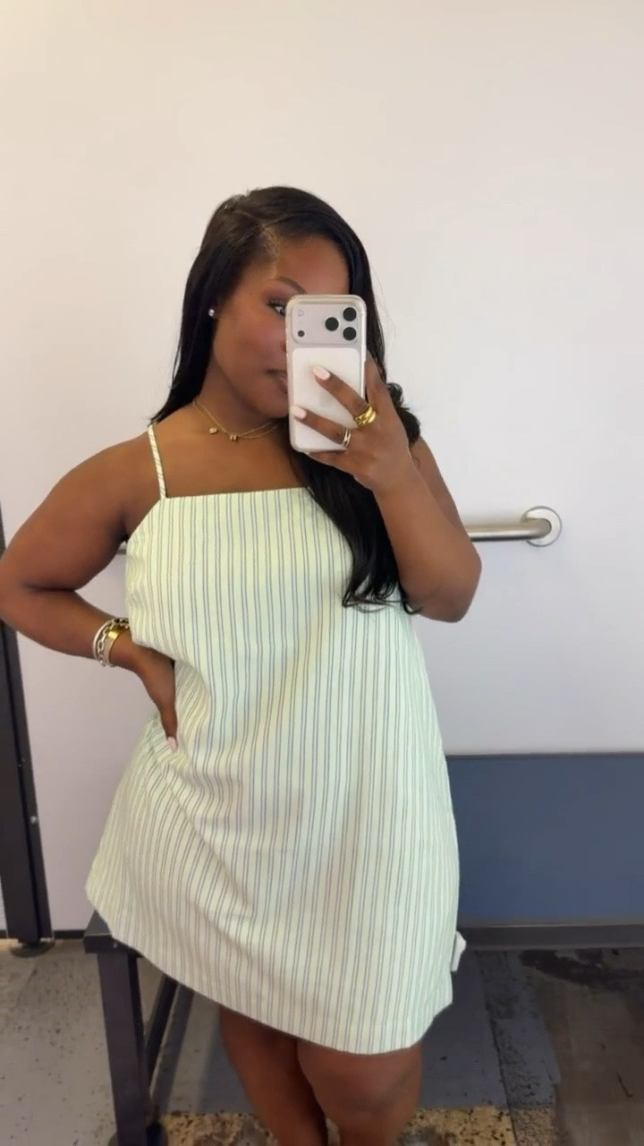 Pin stripe dress for Spring! So easy to just throw on during summer 💚

Dress is 50% off at Old Navy ✨

Wearing size XL