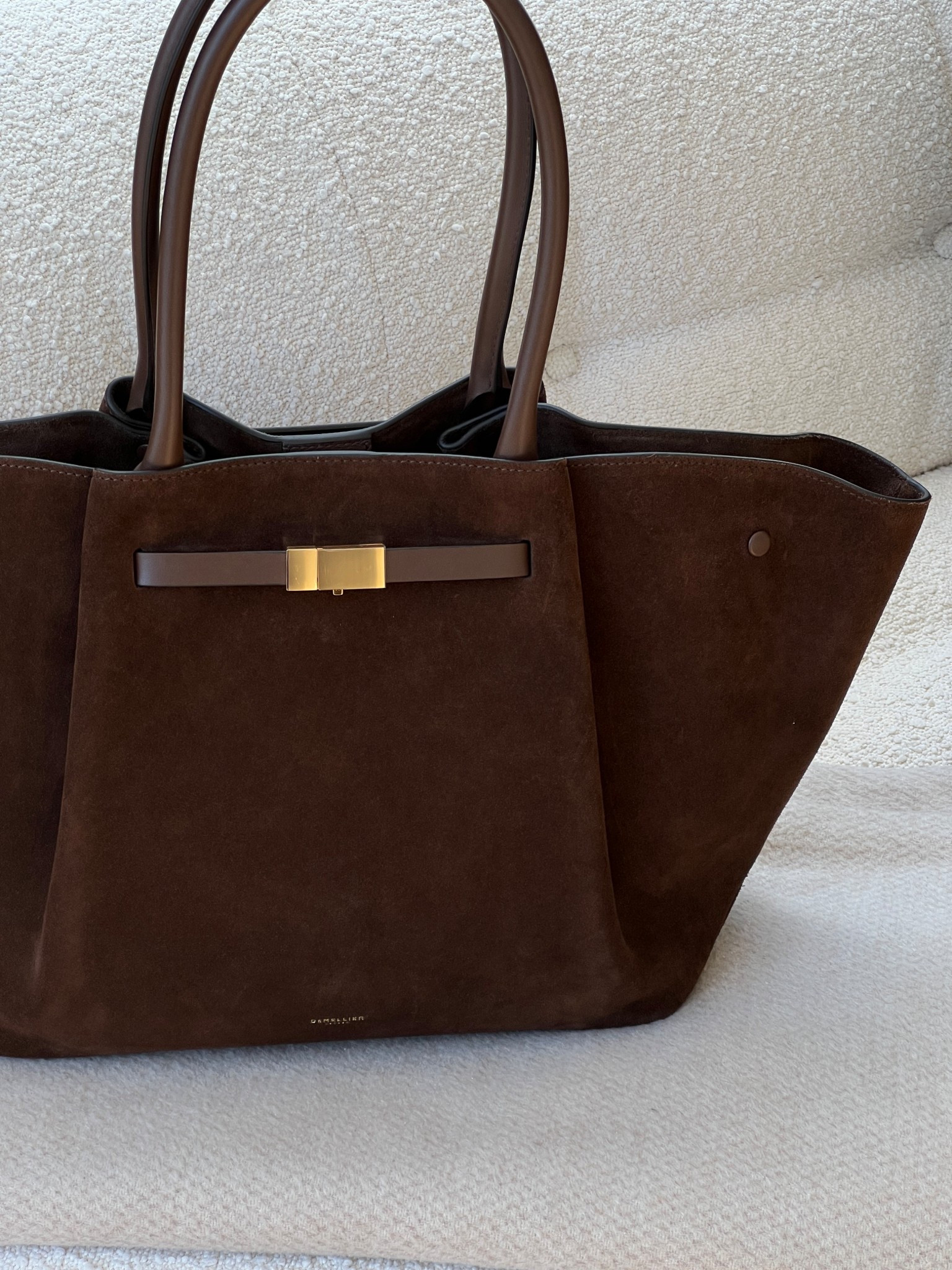 Brown suede bag of the season 🤎 Demellier New York Tote Bag

#LTKSeasonal #LTKStyleTip #LTKItBag