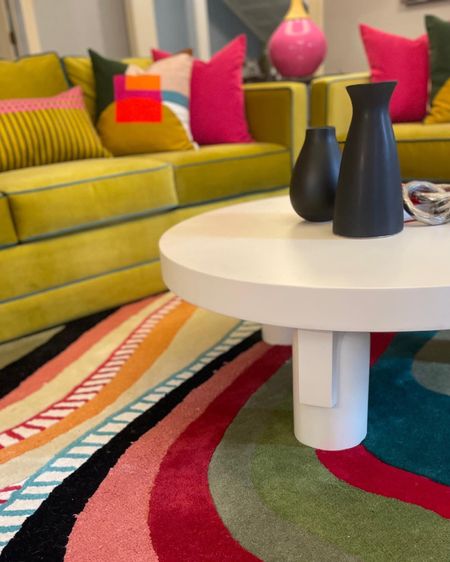We love a fun colorful client🤩

#LTKFind #LTKhome