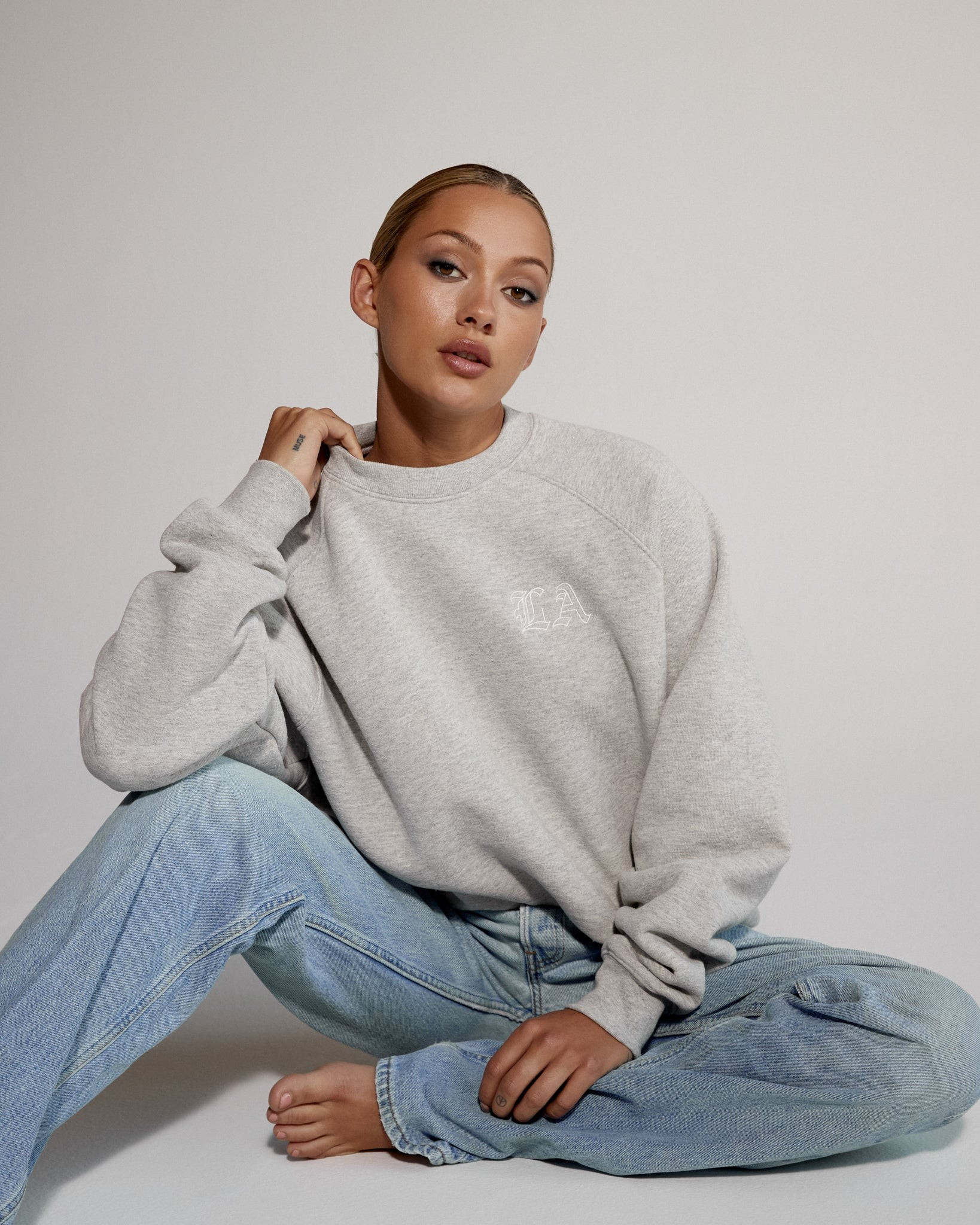 CITY SWEATSHIRT // GRAY | CLYQUE