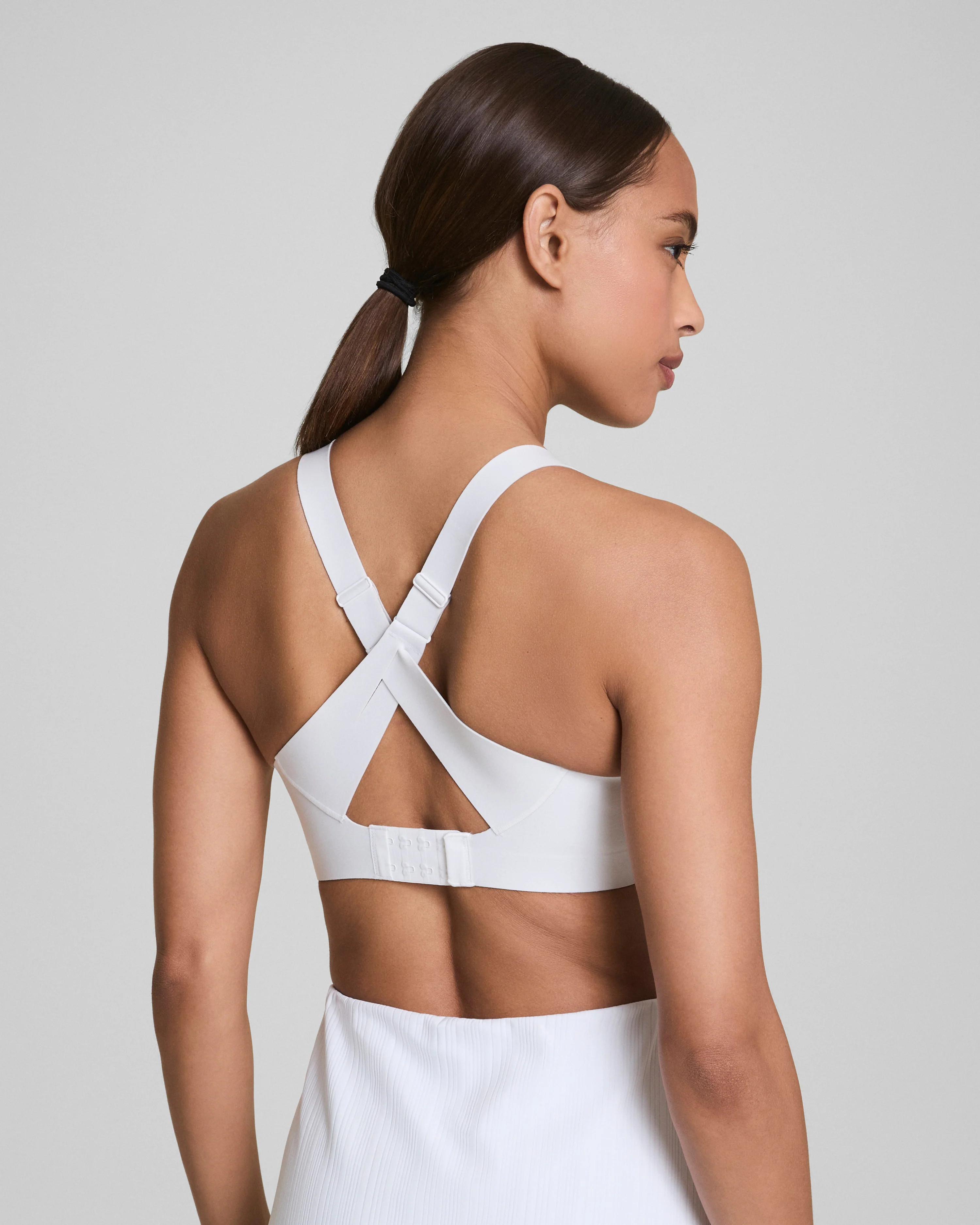 SPANX® FlexFeelMedium Impact Sports Bra | Spanx