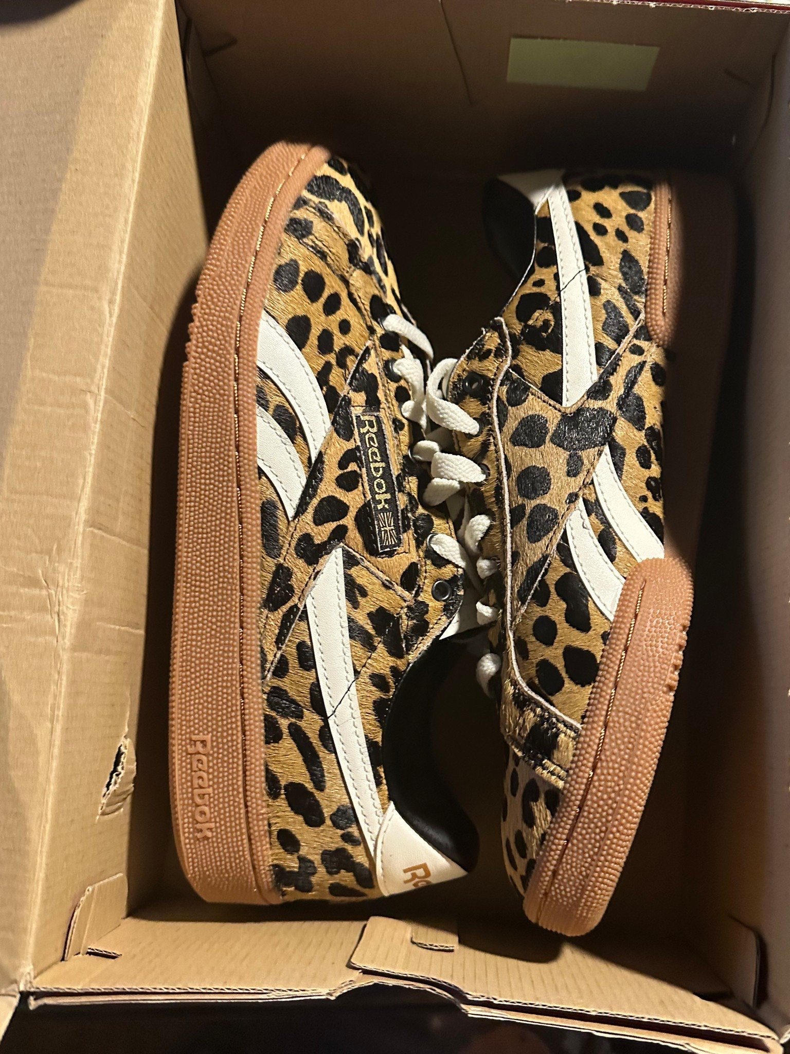 Obsessed with these reeboks!! 

#LTKFindsUnder100 #LTKShoeCrush #LTKSeasonal