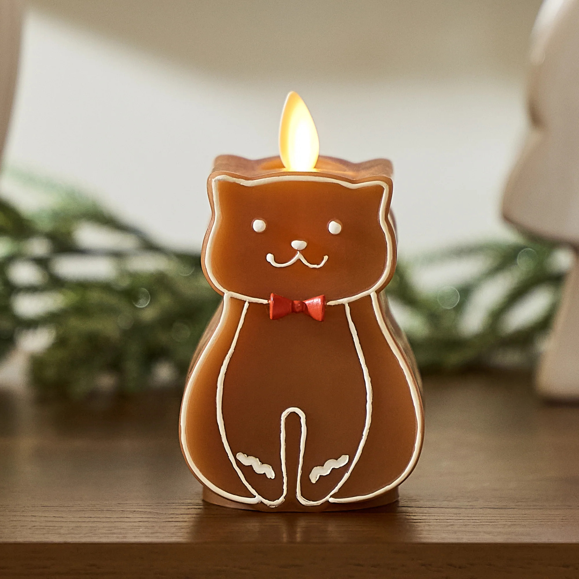 Gingerbread Cat Flameless Candle | Luminara