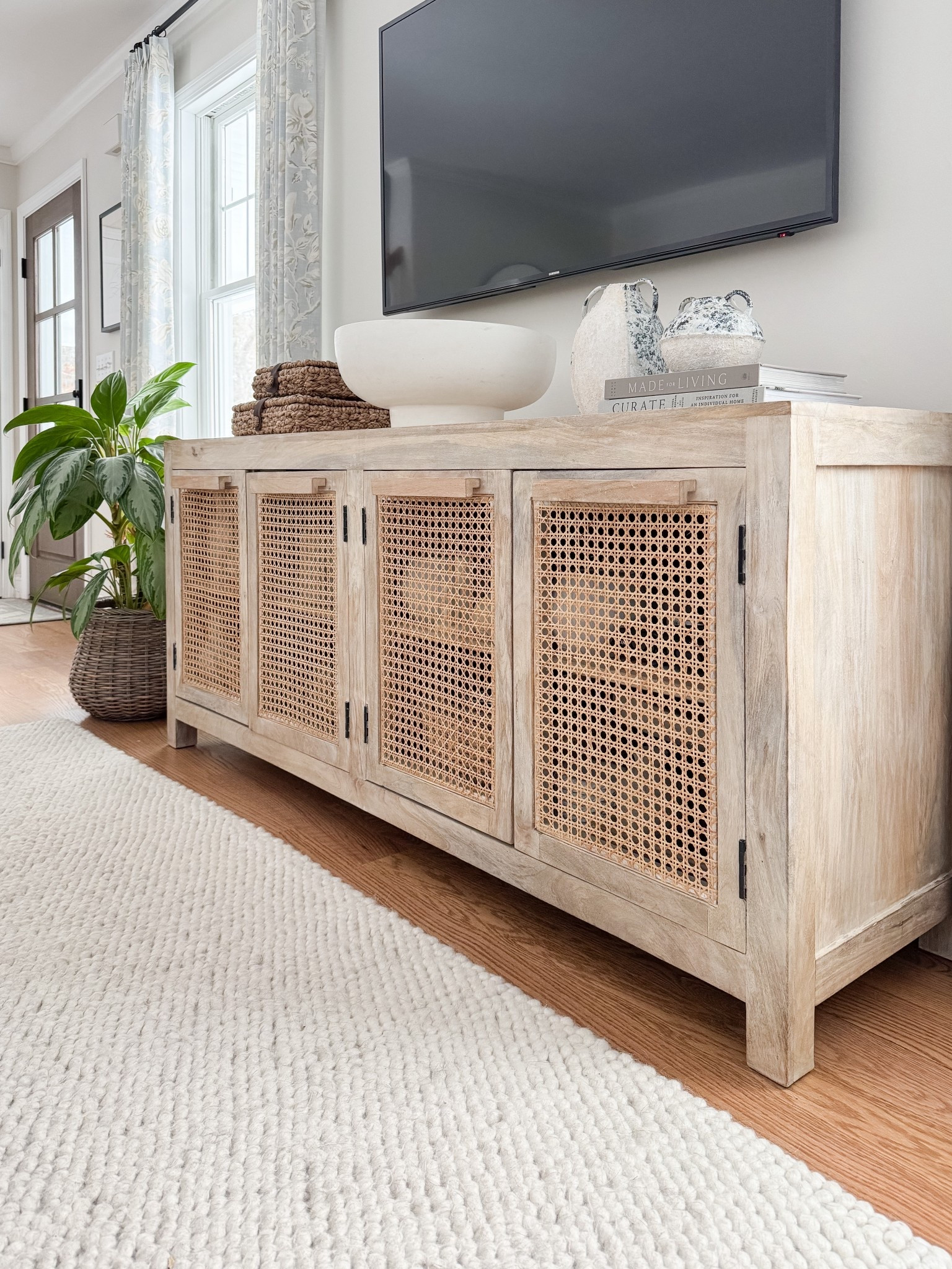 Classic living room styling spring home decor home favorites cozy neutral home coastal decor sherricalnanhome

#LTKHome