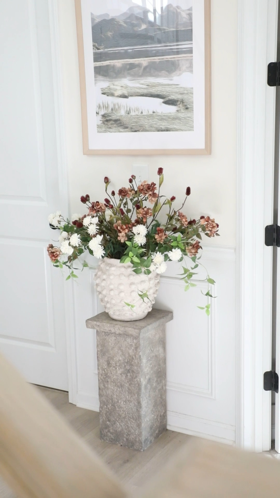 I LOVE this season transitional arrangement! ☀️➡️🍁. The burgundy thistle stems would also be super pretty to accent evergreen stems in the winter!🌲 I used 3 of each type of stem and a size medium Minka pot is what is shown  💕 #homedecor #falldecor #summerdecor #fallflorals #fall #fallhomedecor #falldecorating #autumndecor 

#LTKstyletip #LTKhome #LTKSeasonal