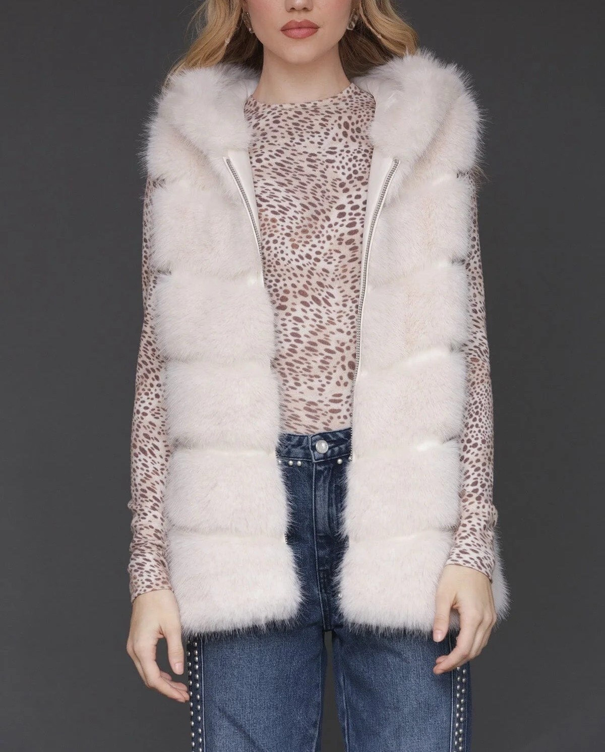 Fall in love with this luxe vest! The LUXE FAUX FUR PANELED VEST from Avec Les Filles is ON SALE and is under $150,

Keywords: Faux fur coat, vest, holiday party, winter coat, winter jacket, wool coat, teddy coat, puffer coat, faux fur vest, faux fur jacket, leather jacket, sherpa coat, gifts for her, holiday gift, outdoor coat, holiday style 



#LTKdayinmylife #LTKHoliday #LTKSaleAlert