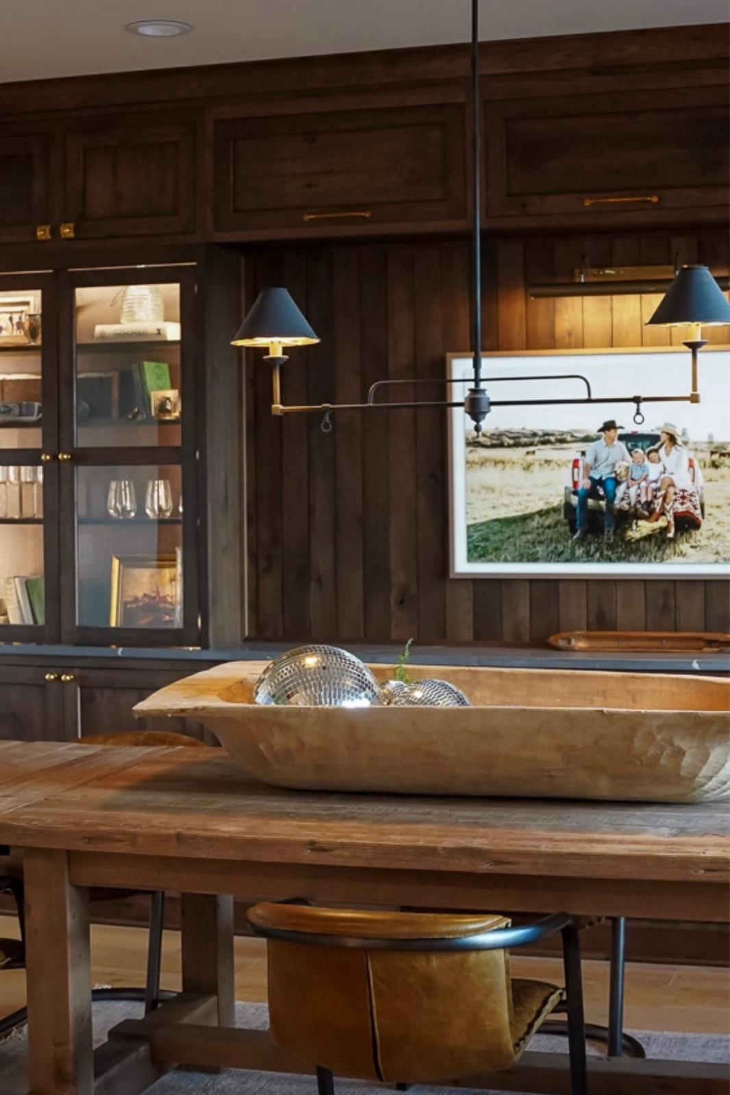 Dining room decor, home decor, dining chairs, frame tv, home design

#LTKstyletip #LTKhome