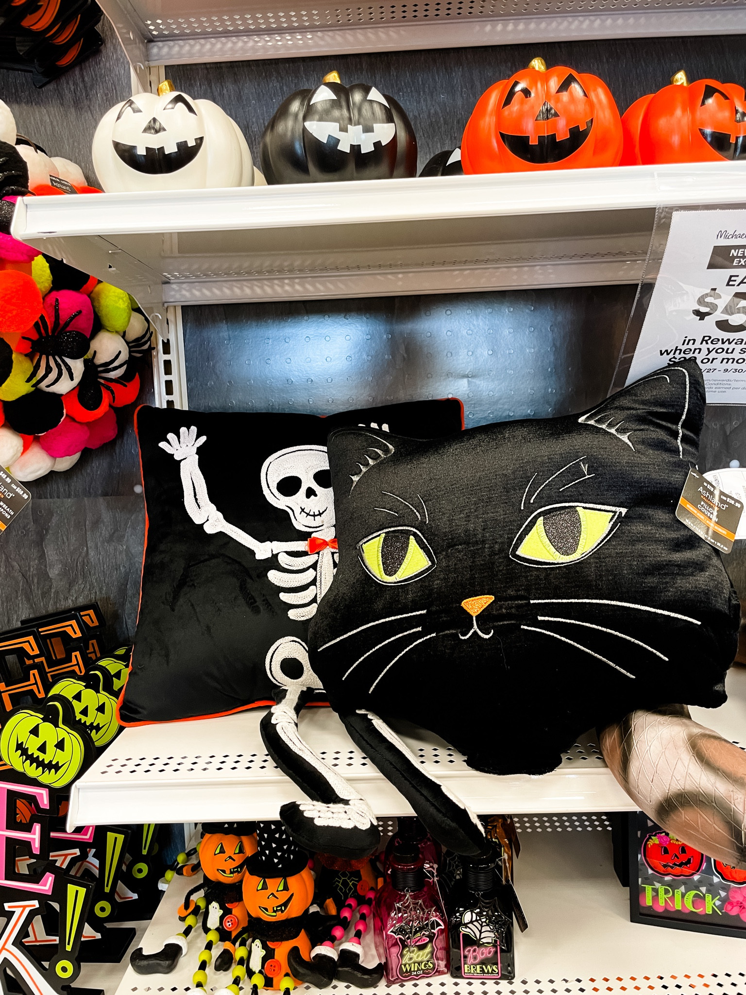 Bright/ cute Halloween decor 
Throw pillows 

#LTKSeasonal #LTKHalloween #LTKhome