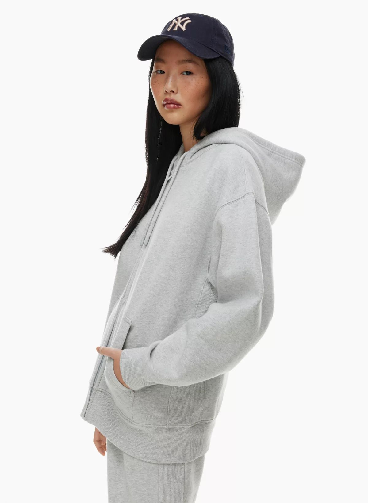 COZY FLEECE BOYFRIEND ZIP HOODIE | Aritzia