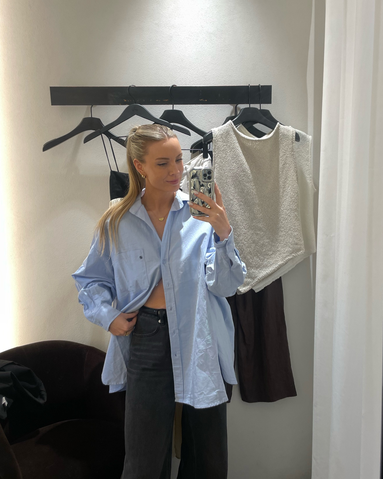 Obsessed with this dissh shirt - should I get it? 🩵 

#LTKsummer #LTKaustralia #LTKworkwear