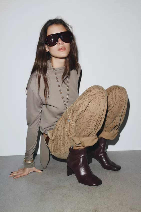 STIEFELETTE MIT RUNDER ZEHENPARTIE | Zara DE