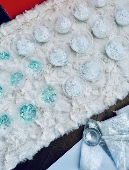 How fun are these?! I’m still going with stuff for my daughter’s holiday class party 😆 can you tell I love this kind of stuff?! 

DIY SNOWGLOBES!

I found these fun globes at the dollar store and plan to let the kids decorate as they wish to bring home for their parents as a keepsake 🥰 

✨[I premade the snow cups for less mess and it allows them to take it home and complete them with their parents] 

These are the items I used and I can’t wait to see how the kids get creative! ☃️

✨[I took images of the kids prior and pre-laminated them, I then added a small amount of gorilla glue to the game piece to assure it doesn’t move when shook]

#diy #classrooms #activities #crafts #amazonfinds #dollarstorefinds 

#LTKkids #LTKparties #LTKHoliday