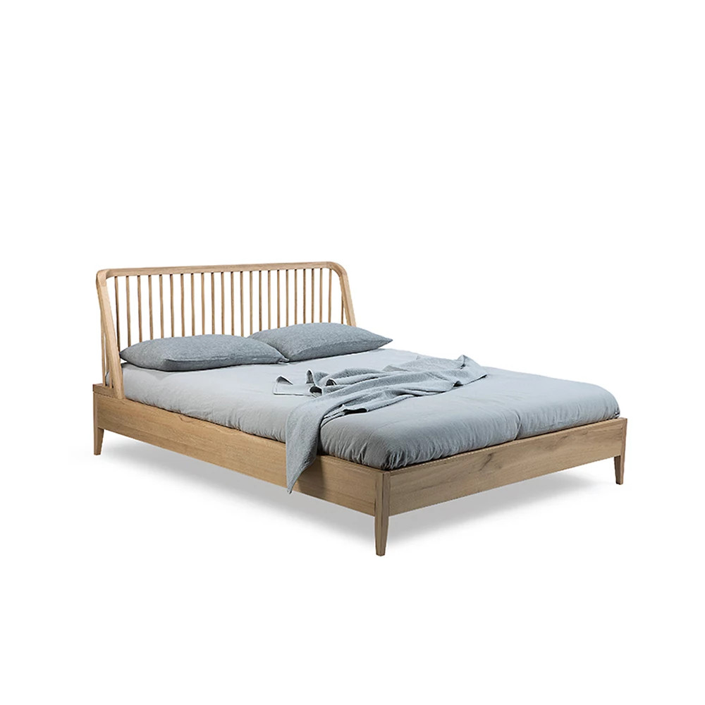 Spindle Bed with Slats | Lumens