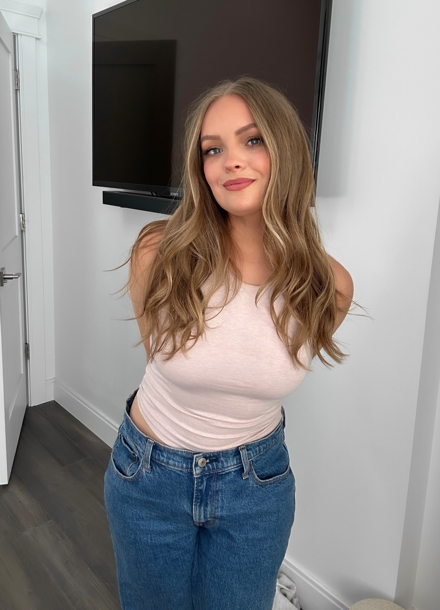 Comfy outfit for today 🩷 tank size S, jeans size 6 (linking similar tanks cuz I got this one years ago!)

#LTKFindsUnder50 #LTKStyleTip #LTKPetite