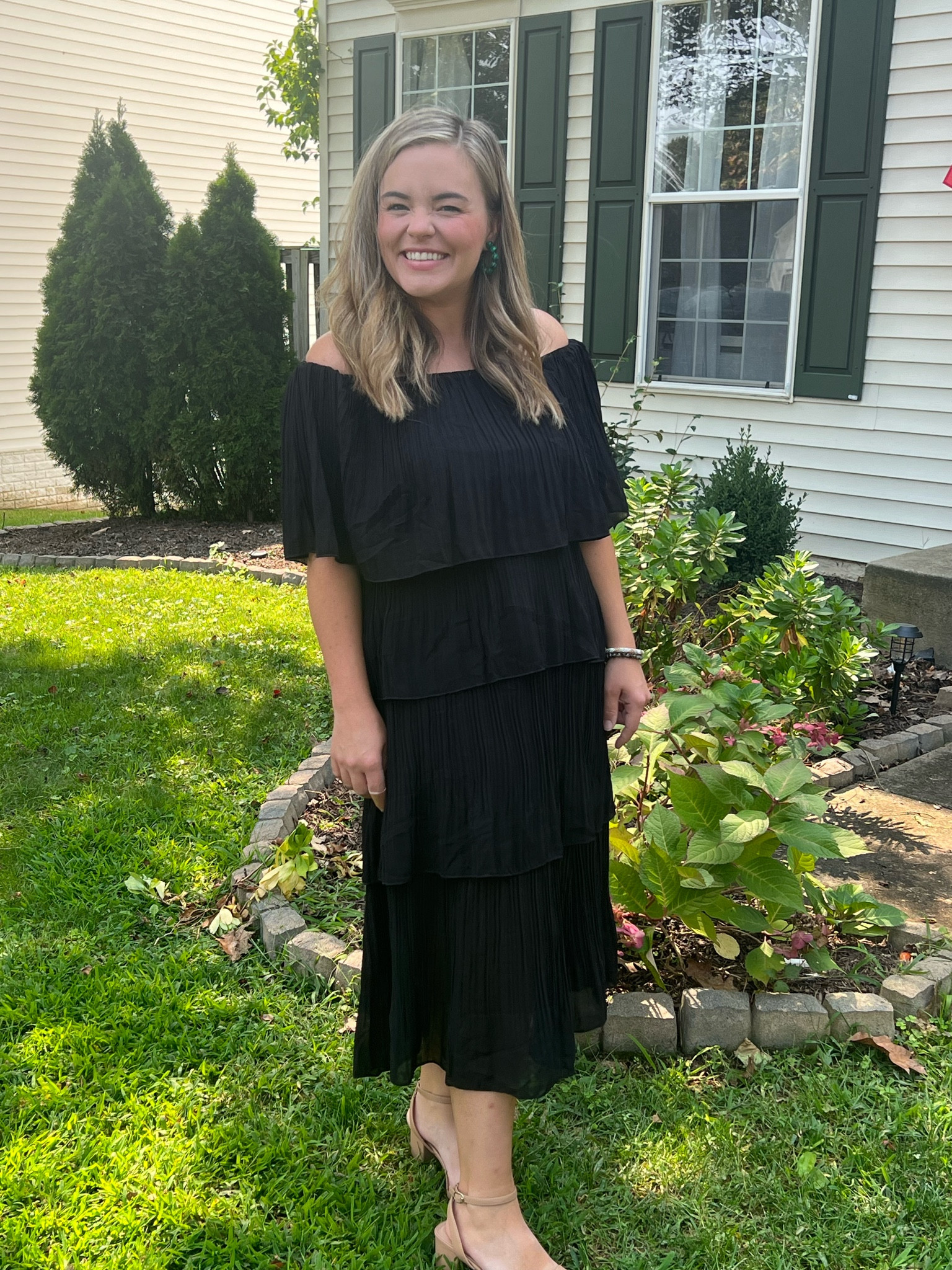 My first picture of me (I think) on this feed!! I’ll try to do this more often but I barely dress up. But this comfy dress deserves a permanent spot!! Commissionable link in bio! 

#LTKSeasonal #LTKsalealert #LTKunder50