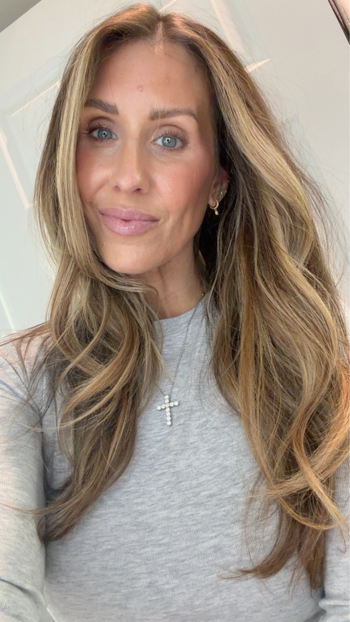 Been waiting and waiting for this particular cashmere sweater to come back in stock in the most beautiful color and it’s finally available and it is the most affordable cashmere I have ever seen with 32,000 ⭐️⭐️⭐️⭐️⭐️ star review reviews
I ordered two! The chocolate brown and faded denim!

#LTKMothersDay #LTKSeasonal #LTKootd