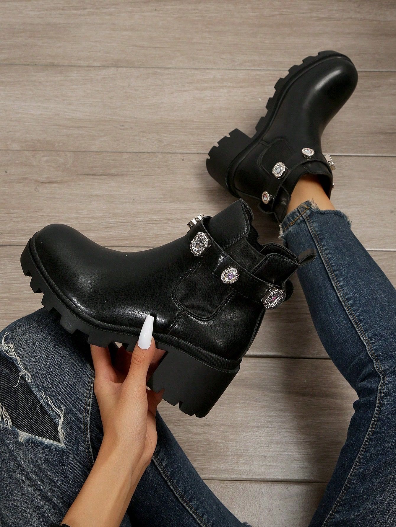 Ladies' Black Fashion Booties With Rhinestone Decoration & Chunky Heel Chelsea Boots | SHEIN