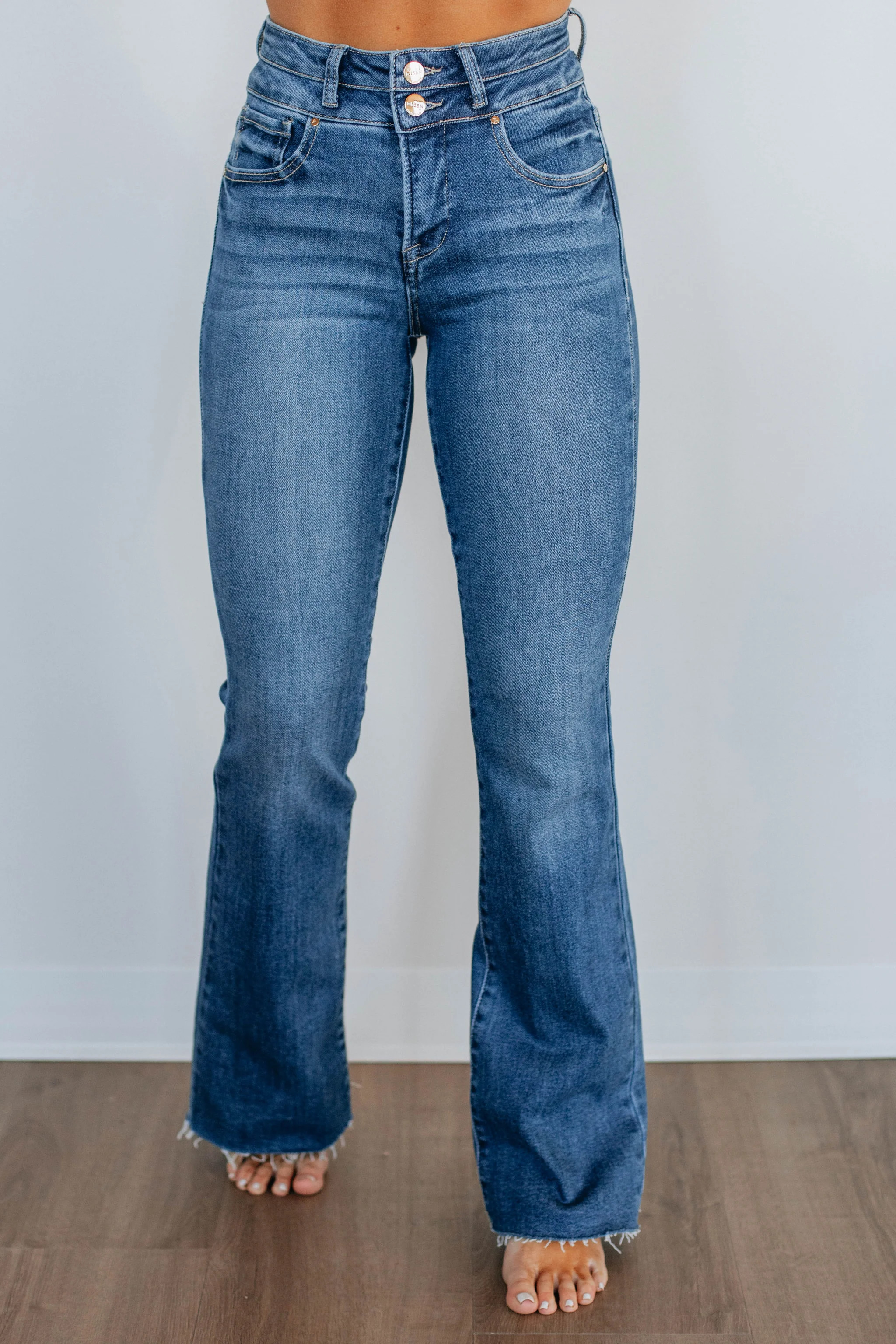 Wilder Risen Jeans - Medium Wash | Wild Oak Boutique