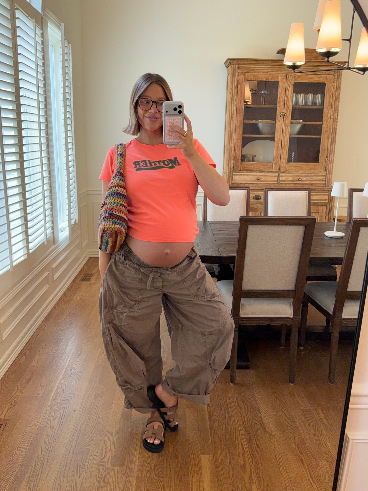 Free people pants size large (end of 3rd trimester so I went up one size) Mother tee runs big wearing a medium it’s so vibrant and cute! Lip liner: Iconic nude + gloss: Fig 👌🏼 Sandals size up 1/2. Coach bag is gorgeous perfect for summer!! 

#coachbrooklyn #coachbag #summerstyle #bresheppard #diml #dayinmylife #freepeople #pregnancystyle #bumpstyle