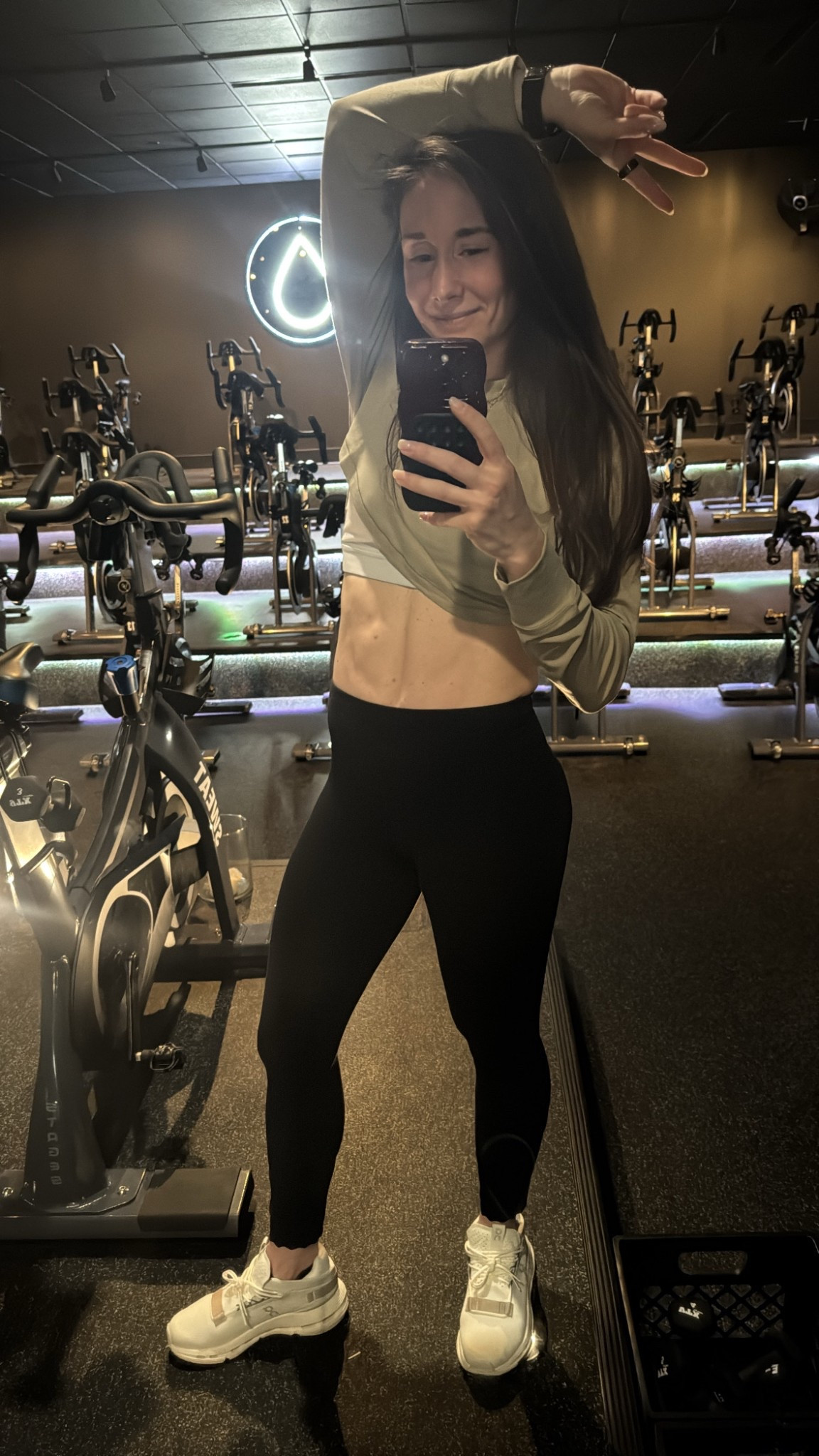 Top size 4
Leggings size 4
Shoes 7
All pretty true to size!

#LTKSaleAlert #LTKStyleTip #LTKActive