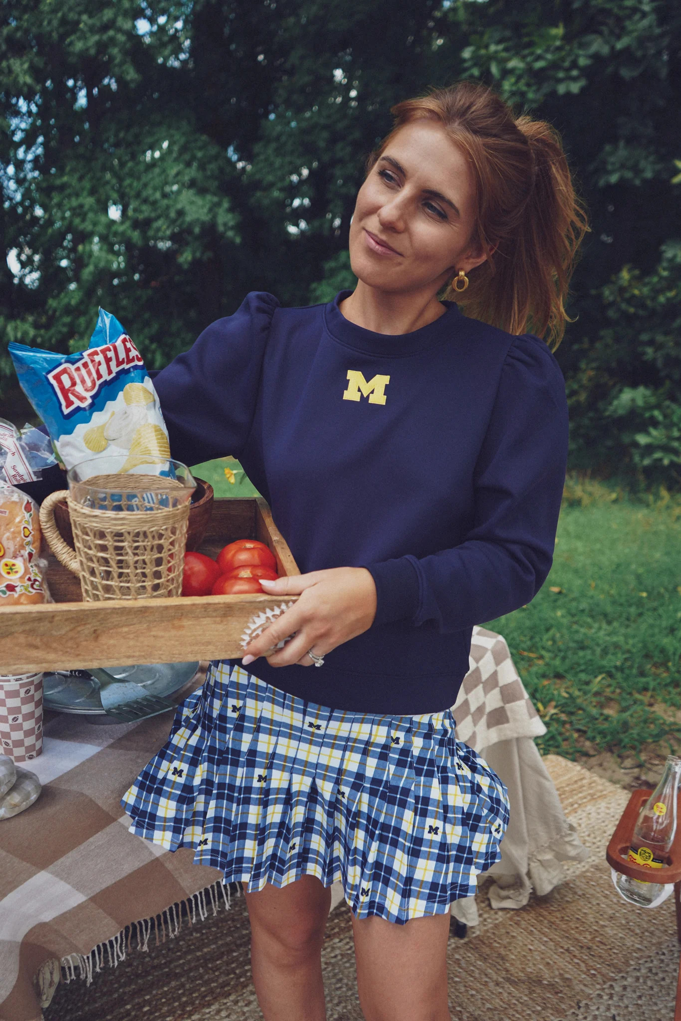 Peggy Sweatshirt - Michigan Blue | Smith and Quinn