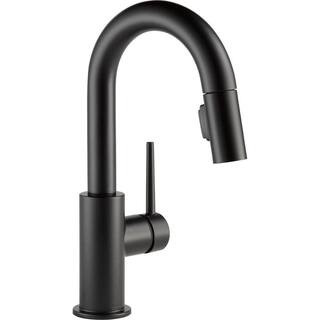 Delta Trinsic Single-Handle Pull-Down Sprayer Bar Faucet in Matte Black Featuring MagnaTite Docking | Home Depot