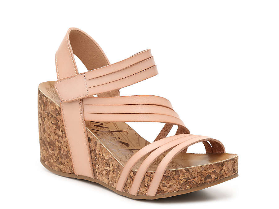 Blowfish Helm Wedge Sandal | DSW
