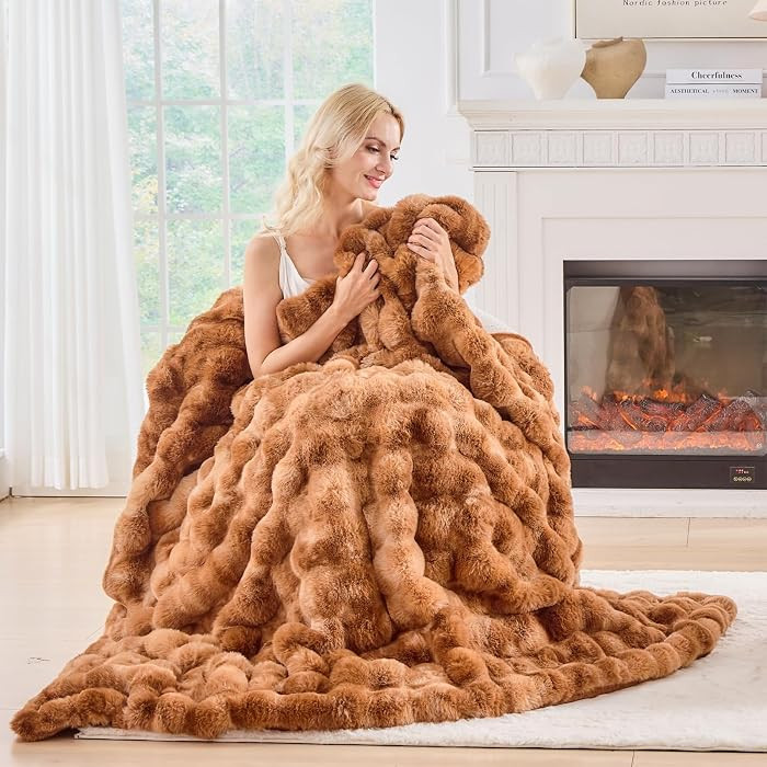 Faux Fur Throw Blanket for Couch Bed - Fluffy Soft Thick Bubble Blanket for Living Room Home Deco... | Amazon (US)
