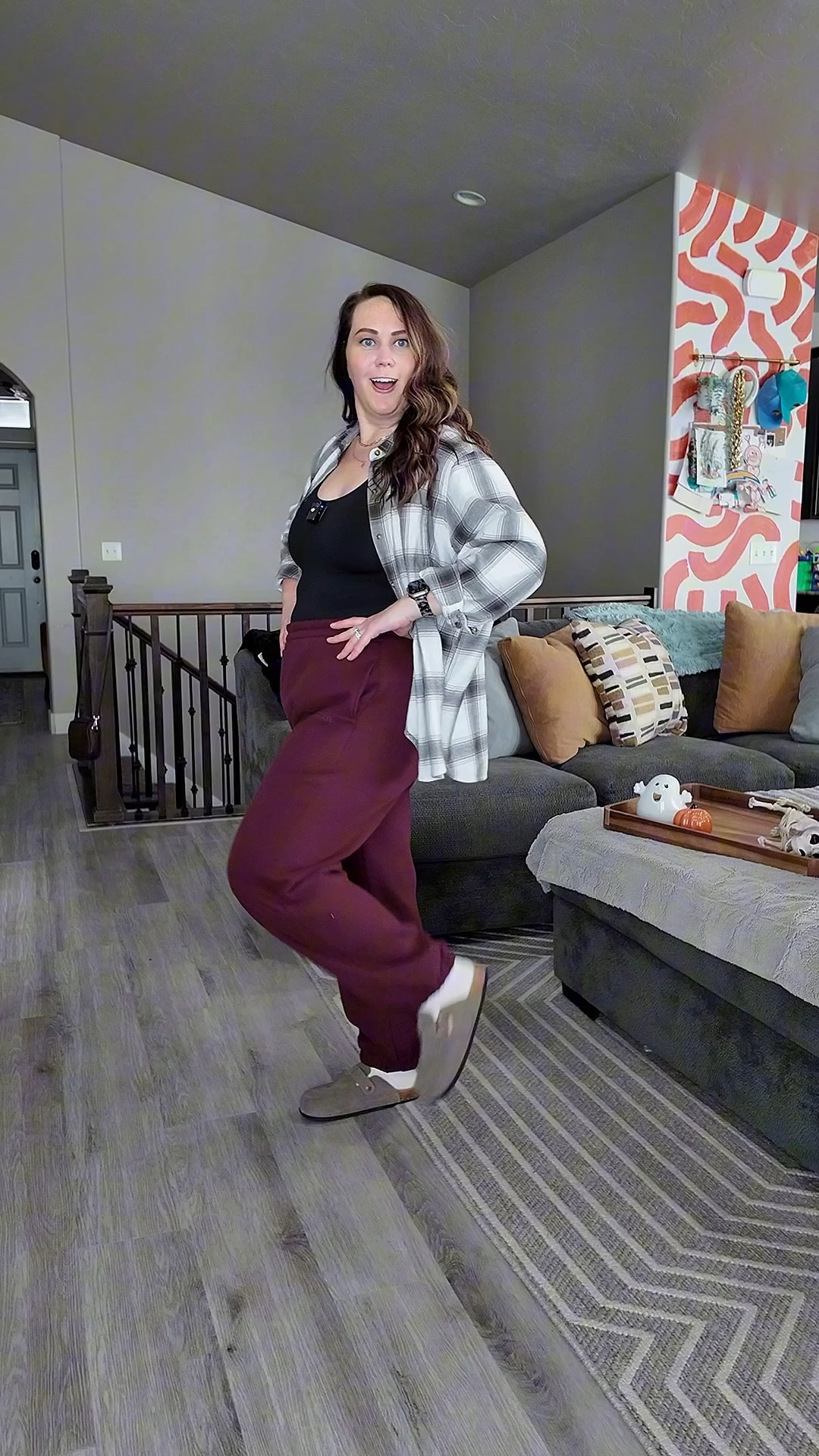A comfy cozy little fall work from home / doctor visit outfit for you all 😁😁 hehe we love comfy. But these sweats!! Oh my!! So so cozy! I had to buy some for all my boys too. I couldn’t not. And they look like little marshmallow kids 😂😂 so dang cute! 

ANYWAY! What you came for!! 

Comment ‘FALL’ for the direct links! Or, find all the links to everything in my bio, on my LTK, or Amazon storefront 🥰  

Bra (38DD): @delimirabras 
Undies (XXL): @meundies 
Sweatpants(XL): @comfrt
Shirt(XXL): @pumiey.us
Flannel(XL): @americaneagle
Socks: @bombas
Shoes: @projectcloudshoes
Watch band: @solacebands
Necklace: @skysgembox
Bag: @onequince 

#midsizestyle #falloutfits #falloutfit #cozyoutfit #onthego #weekendoutfit #fallfashion #cozyfall #easyoutfitidea #midsize #amazonfinds  #quincepartner #MeUndiesPartner 


#LTKTravel #LTKSeasonal #LTKMidsize