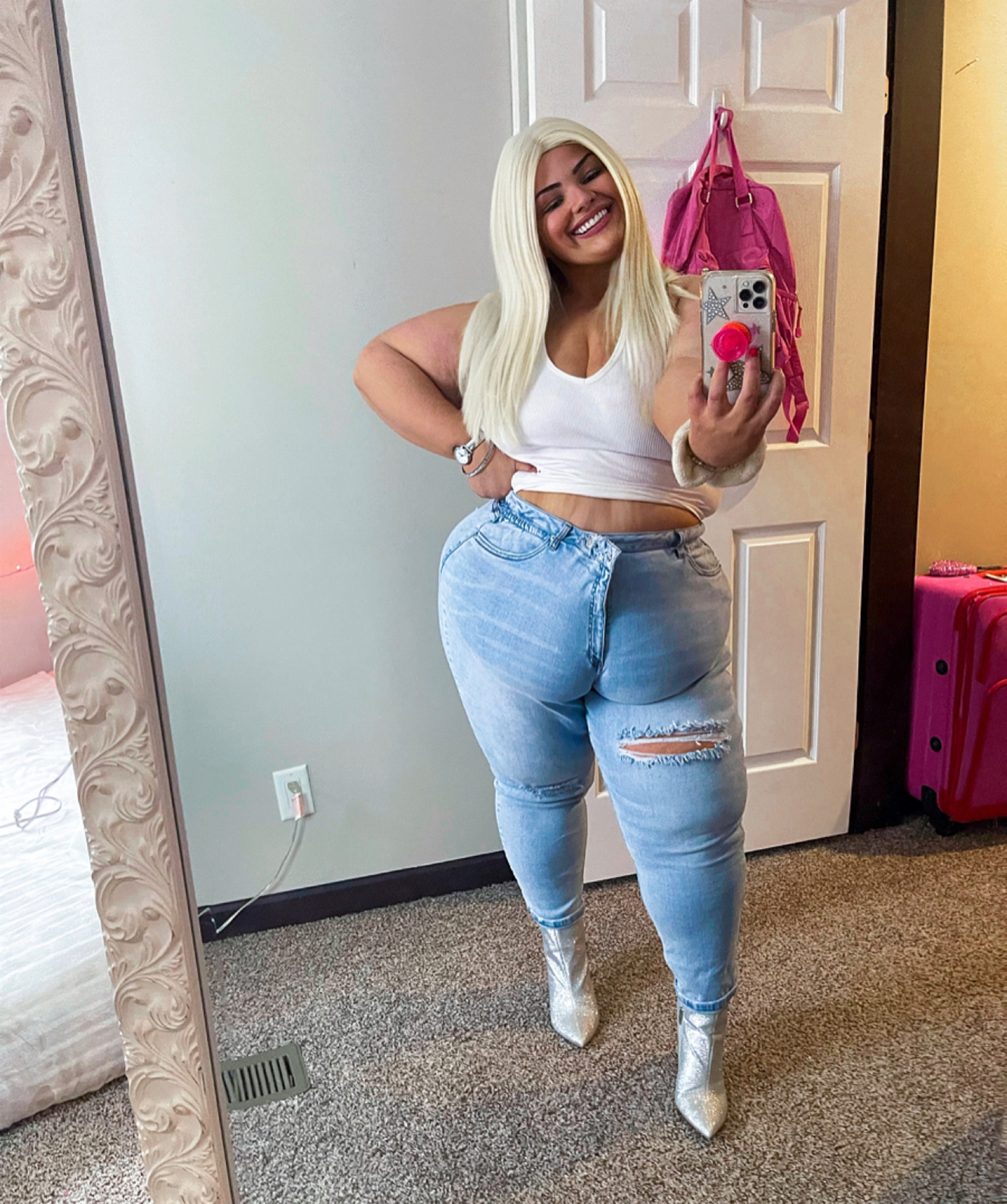 I wanna be a cowgirl baby 🤠 this outfit is giving me coyote ugly vibes and I’m here for it. ✨

#LTKFestival #LTKSeasonal #LTKFind